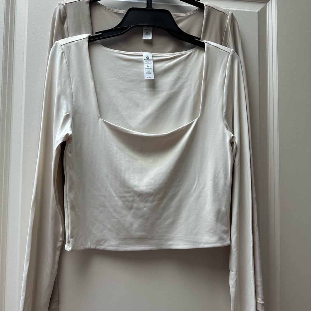 Women’s Long Sleeve Scoop Neck Crop Top - Cream